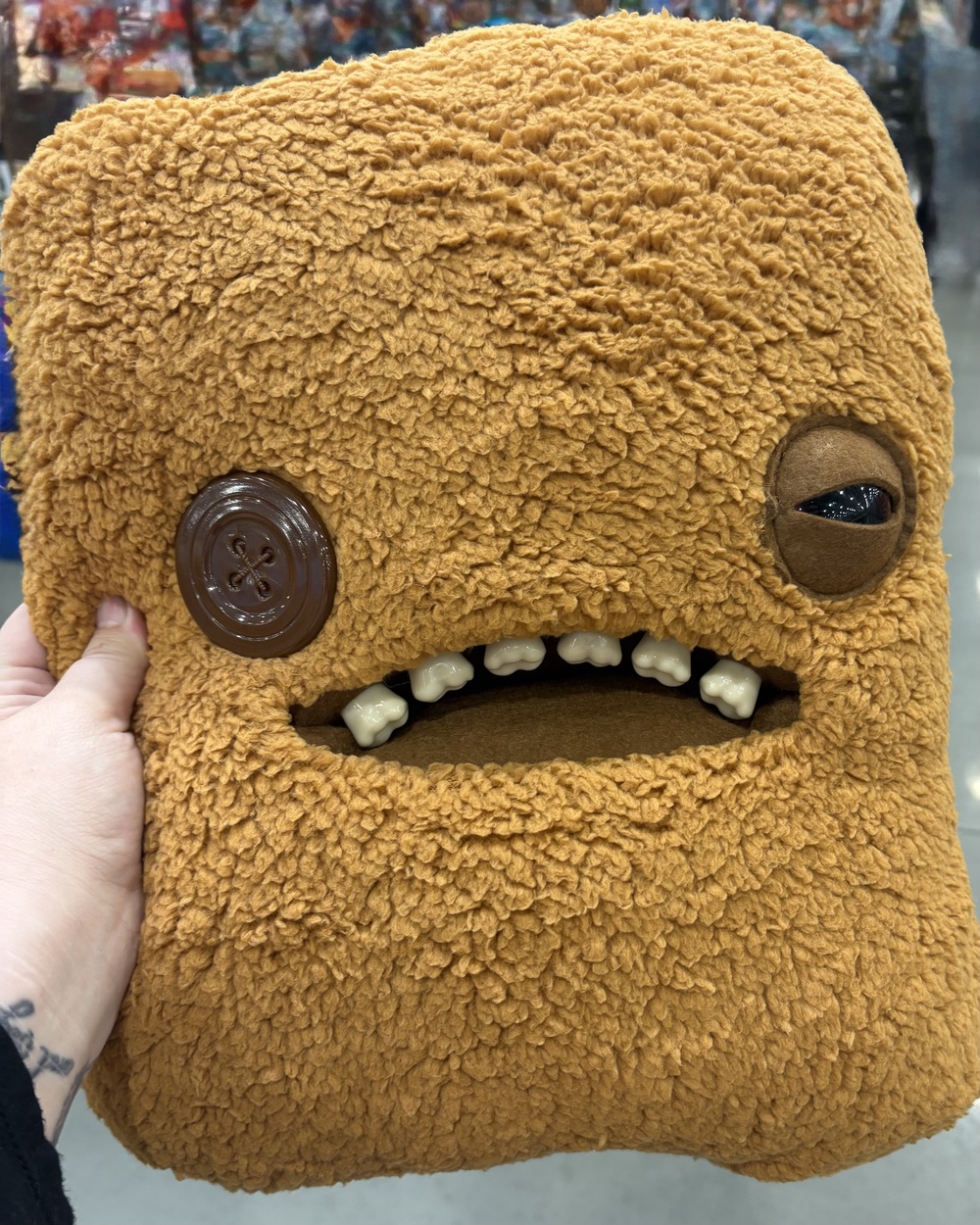 ZURU Fuggler Bigg Nuggets Brown Plush Monster 15 Inch Nuggles Button Eye Teeth